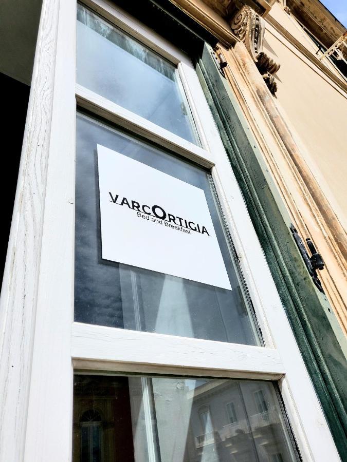 varcOrtigia Bed&Breakfast Acomodação com café da manhã 